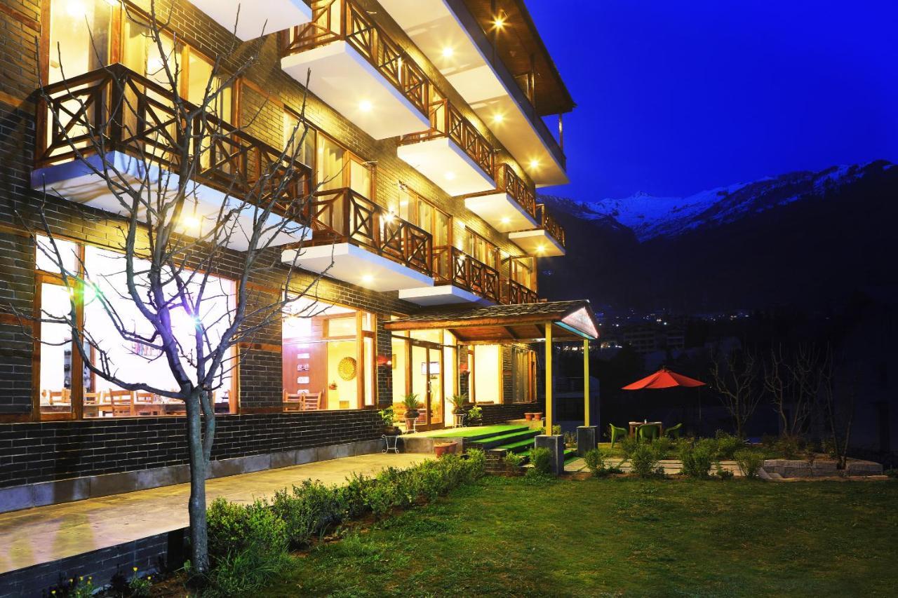 The Spruce Mansion Otel Manāli Dış mekan fotoğraf