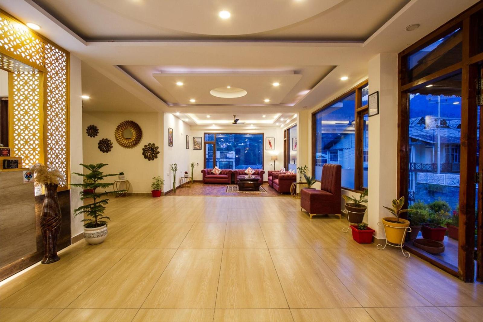 The Spruce Mansion Otel Manāli Dış mekan fotoğraf