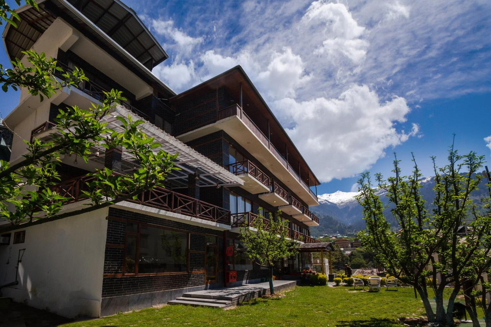 The Spruce Mansion Otel Manāli Dış mekan fotoğraf